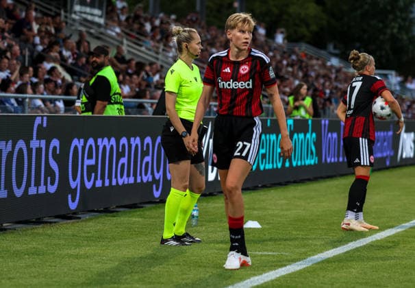 Fussball: Europa: UEFA Women s Champions League 2026 2027 - 2. Qualifikationsrunde, Finale, 08.08.2026 - Eintracht Frankfurt Frauen vs. Malmö FF Frauen - Stadion am Brentanobad (Frankfurt am Main, Deutschland); Paulina Krummbiegel Frankfurt am Main Stadion am Brentanobad Hessen Deutschland Copyright: xAmiirxAmedjouax
