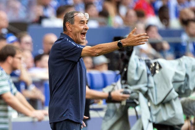 Trainer Maurizio SARRI (AB) gibt Anweisungen an seine Spieler,, Gestik, Geste, gestikuliert, Fussball Freundschaftsspiel FC Schalke 04 - Atalanta Bergamo 0-3 am 08.08.2026 in der Veltins-Arena Gelsenkirchen Deutschland. DFL regulations prohibit any use of photographs as image sequences and or quasi-video Â