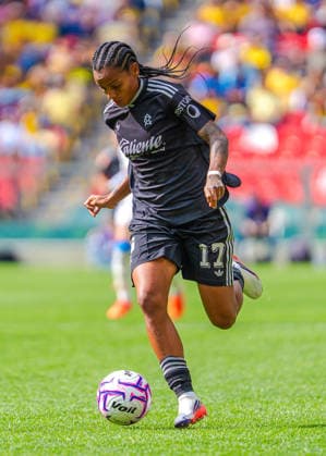 LIGA BBVA MX FEMENIL APERTURA 2026 LIGA BBVA MX FEMENIL APERTURA 2026 AMERICA VS CRUZ AZUL 08082026 MEXICO CITY, MEXICO. Action photo of Geyse da Silva (17) of America, during week 2 game of the 2026 Tournament of the Liga BBVA MX femenil held a the Estadio Banorte of Mexico City, Mexico. Foto de accion de Geyse da Silva (17) de America, durante juego de la jornada 2 del Torneo Apertura 2026 de la Liga BBVA MX femenil celebrado en el Estadio Banorte de la Ciudad de MÃ xico, Mexico. PHOTO BY IMAGENSHOP AGENCIA FOTOGRAFICA MEXICO CITY MEXICO CITY MEXICO Copyright: xLuisxDavidxAlvarezxNietox