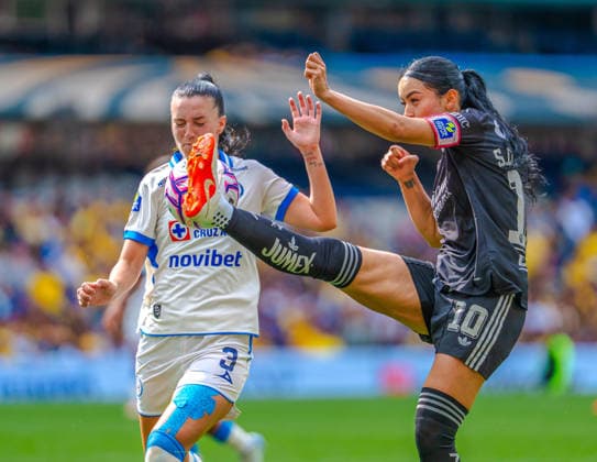 LIGA BBVA MX FEMENIL APERTURA 2026 LIGA BBVA MX FEMENIL APERTURA 2026 AMERICA VS CRUZ AZUL 08082026 MEXICO CITY, MEXICO. Action photo of Heidi Lynne (3) of Cruz Azul and Irene Guerrero (8) of America, during week 2 game of the 2026 Tournament of the Liga BBVA MX femenil held a the Estadio Banorte of Mexico City, Mexico. Foto de accion de Heidi Lynne (3) de Cruz Azul e Irene Guerrero (8) of America, durante juego de la jornada 2 del Torneo Apertura 2026 de la Liga BBVA MX femenil celebrado en el Estadio Banorte de la Ciudad de MÃ xico, Mexico. PHOTO BY IMAGENSHOP AGENCIA FOTOGRAFICA MEXICO CITY MEXICO CITY MEXICO Copyright: xLuisxDavidxAlvarezxNietox
