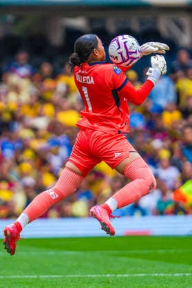 LIGA BBVA MX FEMENIL APERTURA 2026 LIGA BBVA MX FEMENIL APERTURA 2026 AMERICA VS CRUZ AZUL 08082026 MEXICO CITY, MEXICO. Action photo of Melany Villeda of Cruz Azul, during week 2 game of the 2026 Tournament of the Liga BBVA MX femenil held a the Estadio Banorte of Mexico City, Mexico. Foto de accion de Melany Villeda de Cruz Azul, durante juego de la jornada 2 del Torneo Apertura 2026 de la Liga BBVA MX femenil celebrado en el Estadio Banorte de la Ciudad de MÃ xico, Mexico. PHOTO BY IMAGENSHOP AGENCIA FOTOGRAFICA MEXICO CITY MEXICO CITY MEXICO Copyright: xLuisxDavidxAlvarezxNietox