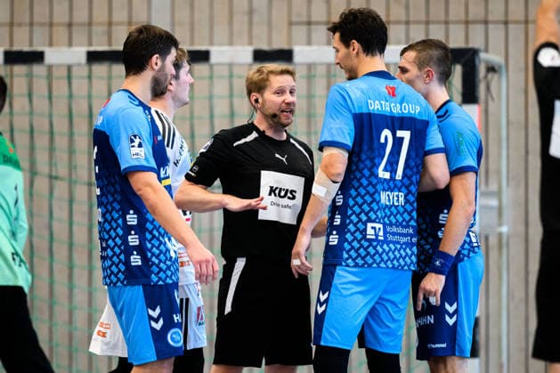 Altensteig: SCup - 26 27 - HC Erlangen - TVB Stuttgart Schiedsrichter Jan Lier Altensteig Eichwaldhalle Baden-Württemberg Deutschland