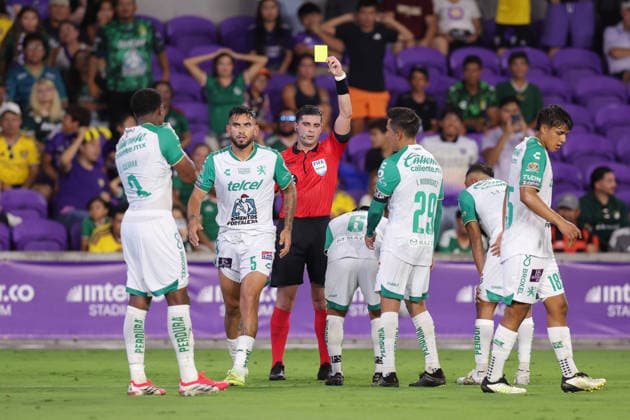 August 8, 2026, Orlando, Florida, USA: LeoÂ³n defender SEBASTIAN VEGAS (5) is given a yellow card during the second half against Orlando City SC. Orlando City SC hosted Leon in a Leagues Cup march at Inter.Co Stadium in Orlando, FL. Soccer 2026: Leon 2:1 Orlando City SC  - ZUMAm299 20260808_znp_m299_021 Copyright: xTaylorxMcFeex