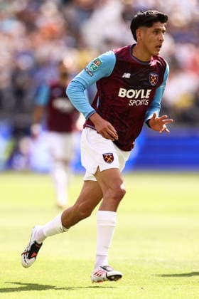 West Ham United v Portsmouth 08 August 2026, London - Carabao Cup - First Round - West Ham United v Portsmouth - Edson Alvarez of West Ham United - Photo: Jacques Feeney Offside. London UK Copyright: xJacquesxFeeneyx xOffsidexOffside