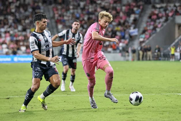 August 8, 2026, Miami, Florida, USA: SANTIAGO TREVINO (30) of Monterrey and PRESTON PLAMBECK (59) of Inter Miami CF battle for the ball during a 2026 Leagues Cup soccer match between Inter Miami CF and Monterrey Miami USA - ZUMAa257 20260808_zsp_a257_012 Copyright: xChrisxArjoonx