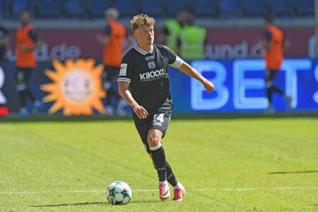 Thorben Deters ( SV Meppen 1912, 14 ). GER, MSV Duisburg vs SV Meppen 1912, Fussball, 3. Liga, 1. Spieltag, Spielzeit 2026 2027, 08.08.2026 DFL DFB REGULATIONS PROHIBIT ANY USE OF PHOTOGRAPHS AS IMAGE SEQUENCES AND OR QUASI-VIDEO GER, MSV Duisburg vs SV Meppen 1912, Fussball, 3. Liga, 1. Spieltag, Spielzeit 2026 2027, 08.08.2026 Duisburg Copyright: xEibner-Pressefoto ThomasxThienelx EP_TTL