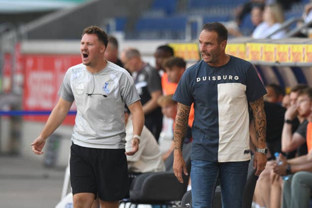 V.l.n.r. Co-Trainer Marvin Hoener ( MSV Duisburg ) und Trainer Dietmar Hirsch ( MSV Duisburg ) emotional an der Seitenlinie. GER, MSV Duisburg vs SV Meppen 1912, Fussball, 3. Liga, 1. Spieltag, Spielzeit 2026 2027, 08.08.2026 DFL DFB REGULATIONS PROHIBIT ANY USE OF PHOTOGRAPHS AS IMAGE SEQUENCES AND OR QUASI-VIDEO GER, MSV Duisburg vs SV Meppen 1912, Fussball, 3. Liga, 1. Spieltag, Spielzeit 2026 2027, 08.08.2026 Duisburg Copyright: xEibner-Pressefoto ThomasxThienelx EP_TTL