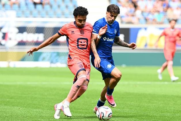 Mechelen s Bilal Bafdili and Gent s Filipe Alves Tiago pictured in action at a soccer match between KAA Gent and KV Mechelen, Sunday 9 August 2026 in Gent, on day 1 of the 2026-2027 Jupiler Pro League first division of the Belgian championship. JILLxDELSAUX  x183011508x