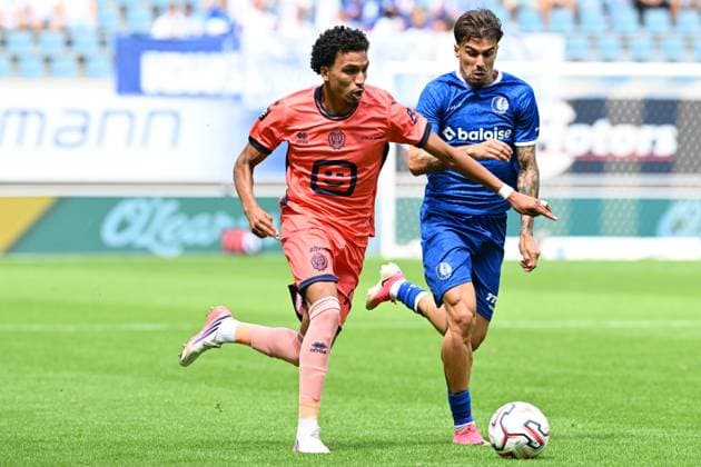 Mechelen s Bilal Bafdili and Gent s Filipe Alves Tiago pictured in action at a soccer match between KAA Gent and KV Mechelen, Sunday 9 August 2026 in Gent, on day 1 of the 2026-2027 Jupiler Pro League first division of the Belgian championship. JILLxDELSAUX  x183011512x
