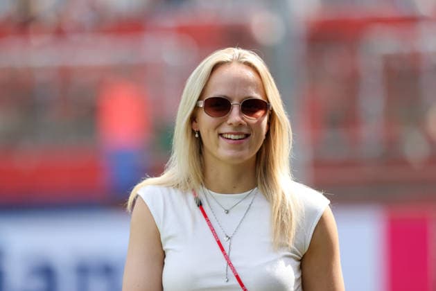 Franziska Kett (FC Bayern Muenchen, 20) vor dem Spiel, GER, FC Bayern Muenchen vs. Paris FC, Fussball, Testspiel, Saison 2026 2027, 09.08.2026, GER, FC Bayern Muenchen vs. Paris FC, Fussball, Testspiel, Saison 2026 2027, 09.08.2026 Unterhaching Copyright: xEibner-Pressefoto JennixMaulx EP_JML