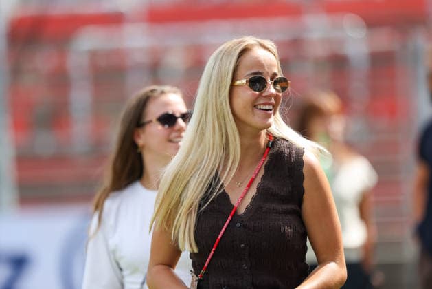 Giulia Gwinn (FC Bayern Muenchen, 07) vor dem Spiel, GER, FC Bayern Muenchen vs. Paris FC, Fussball, Testspiel, Saison 2026 2027, 09.08.2026, GER, FC Bayern Muenchen vs. Paris FC, Fussball, Testspiel, Saison 2026 2027, 09.08.2026 Unterhaching Copyright: xEibner-Pressefoto JennixMaulx EP_JML