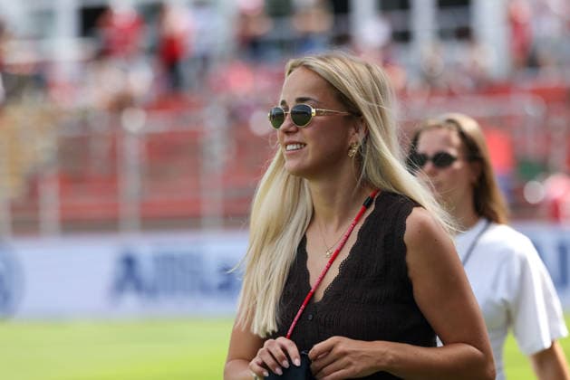Giulia Gwinn (FC Bayern Muenchen, 07) vor dem Spiel, GER, FC Bayern Muenchen vs. Paris FC, Fussball, Testspiel, Saison 2026 2027, 09.08.2026, GER, FC Bayern Muenchen vs. Paris FC, Fussball, Testspiel, Saison 2026 2027, 09.08.2026 Unterhaching Copyright: xEibner-Pressefoto JennixMaulx EP_JML