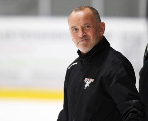 09.08.2026, xophax, KEC , Eishockey , Haie. Kölnarena 2 , Öffentliches Showtraining, Training. Trainer Thomas Berglund ( KEC ) Köln Cologne
