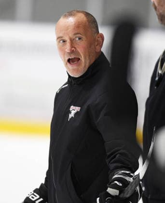 09.08.2026, xophax, KEC , Eishockey , Haie. Kölnarena 2 , Öffentliches Showtraining, Training. Trainer Thomas Berglund ( KEC ) Köln Cologne