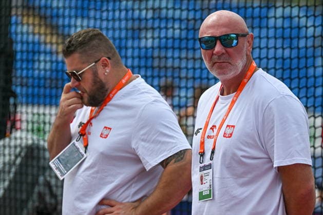 2026.08.09 Birmingham Lekkoatletyka Mistrzostwa Europy oficjalny trening N z Pawel Fajdek trener Szymon Ziolkowski Foto Michal Laudy PressFocus 2026.08.09 Birmingham Athletics European Athletics Championships official training Pawel Fajdek coach Szymon Ziolkowski Credit: Michal Laudy PressFocus NEWSPIX.PL --- newspix.pl