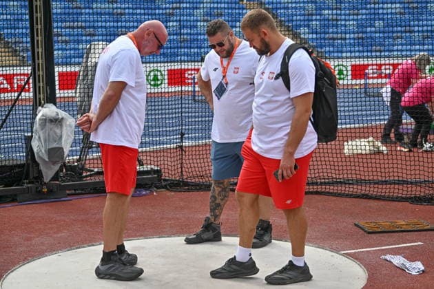 2026.08.09 Birmingham Lekkoatletyka Mistrzostwa Europy oficjalny trening N z trener Szymon Ziolkowski Pawel Fajdek Marcin Wrotynski Foto Michal Laudy PressFocus 2026.08.09 Birmingham Athletics European Athletics Championships official training coach Szymon Ziolkowski Pawel Fajdek Marcin Wrotynski Credit: Michal Laudy PressFocus NEWSPIX.PL --- newspix.pl