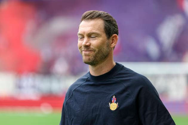 Stephan Lichtsteiner (FC Basel, Trainer) vor Spielbeginn , Schweiz, Fussball, Super League, 3.Spieltag, 2026 2027, FC Basel 1893 vs. FC Thun, 09.08.2026, Basel Sankt Jakob Park Schweiz Copyright: xGrantxHubbsx