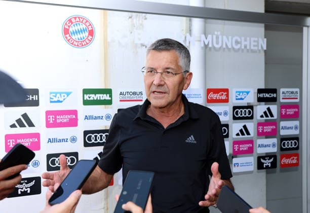 Fussball, Frauen, Saison 2026 2027, FC Bayern München - Paris FC, Freundschaftsspiel, Testspiel, Sportpark Unterhaching Herbert Hainer, Präsident (FC Bayern München) im Interview Kopf, Portrait