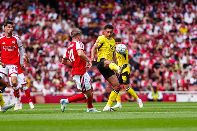 Viktor Gyökeres (FC Arsenal, 14), Jobe Bellingham (Borussia Dortmund, 07) GER, FC Arsenal vs. Borussia Dortmund, Fußball, Emirates Cup 2026, Saison 2026 2027, 09.08.2026 GER, FC Arsenal vs. Borussia Dortmund, Fußball, Emirates Cup 2026, Saison 2026 2027, 09.08.2026 London Copyright: xEibner-Pressefoto MarcelxvonxFehrnx EP_MFN_P
