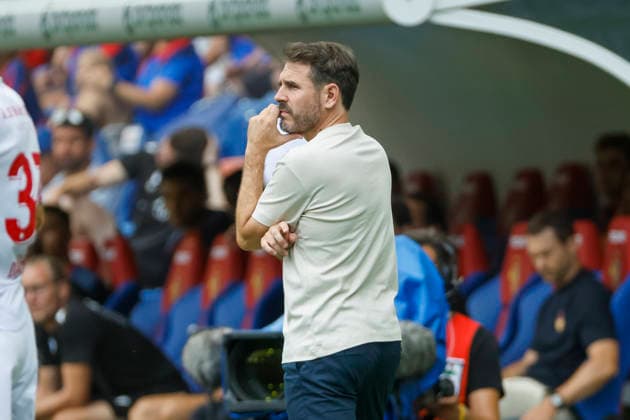 Gian-Luca Privitelli (FC Thun, Trainer) , Schweiz, Fussball, Super League, 3.Spieltag, 2026 2027, FC Basel 1893 vs. FC Thun, 09.08.2026, Basel Sankt Jakob Park Schweiz Copyright: xGrantxHubbsx
