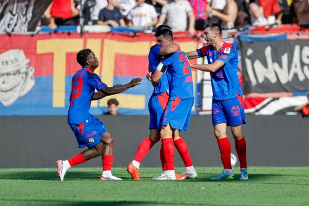 Torjubel FC Basel beim 3:0 durch Zan Celar (FC Basel, 09) , Schweiz, Fussball, Super League, 3.Spieltag, 2026 2027, FC Basel 1893 vs. FC Thun, 09.08.2026, Basel Sankt Jakob Park Schweiz Copyright: xGrantxHubbsx