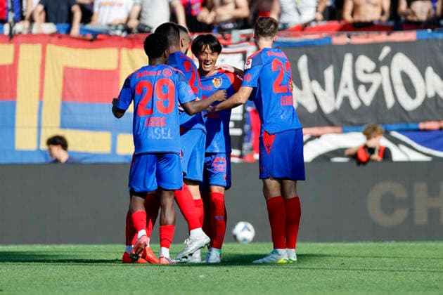 Torjubel FC Basel beim 3:0 durch Zan Celar (FC Basel, 09) , Schweiz, Fussball, Super League, 3.Spieltag, 2026 2027, FC Basel 1893 vs. FC Thun, 09.08.2026, Basel Sankt Jakob Park Schweiz Copyright: xGrantxHubbsx
