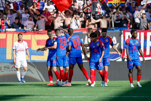 Torjubel FC Basel beim 3:0 durch Zan Celar (FC Basel, 09) , Schweiz, Fussball, Super League, 3.Spieltag, 2026 2027, FC Basel 1893 vs. FC Thun, 09.08.2026, Basel Sankt Jakob Park Schweiz Copyright: xGrantxHubbsx