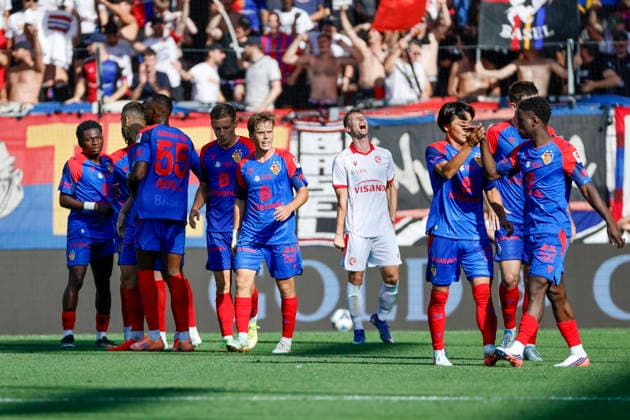 Torjubel FC Basel beim 3:0 durch Zan Celar (FC Basel, 09) , Schweiz, Fussball, Super League, 3.Spieltag, 2026 2027, FC Basel 1893 vs. FC Thun, 09.08.2026, Basel Sankt Jakob Park Schweiz Copyright: xGrantxHubbsx