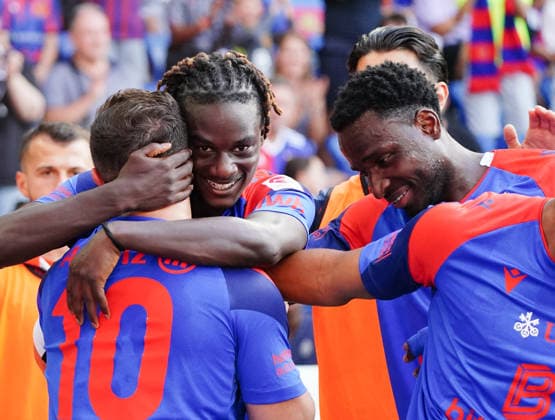09.08.2026 Schweiz Fussball Herren Super League Saison 2026-2027 FC Basel - FC Thun 4:2 Bild Die Torschuetzen Xherdan Shaqiri und Asana Sow,rechts Kazeem Olaigabe alle FC Basel.