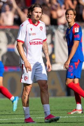 BASEL, SWITZERLAND - August 9: Marc Gutbub of Thun during the Swiss Super League 2026 27 match between FC Basel 1893 and FC Thun at St. Jakob-Park on August 9, 2026 in Basel, Switzerland. Basel Basel-Stadt Switzerland Copyright: xJustPictures.ch PascalxvonxBürenx jp-en-EuSpIm-Pavo_Fotografie-07224
