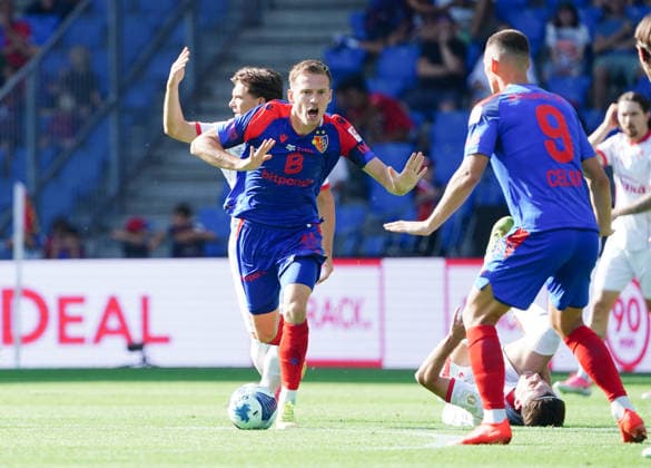 09.08.2026 Schweiz Fussball Herren Super League Saison 2026-2027 FC Basel - FC Thun 4:2 Bild , Becir Omeragic Aktion Einzelbild