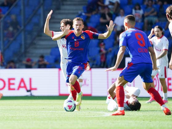 09.08.2026 Schweiz Fussball Herren Super League Saison 2026-2027 FC Basel - FC Thun 4:2 Bild , Becir Omeragic Aktion Einzelbild