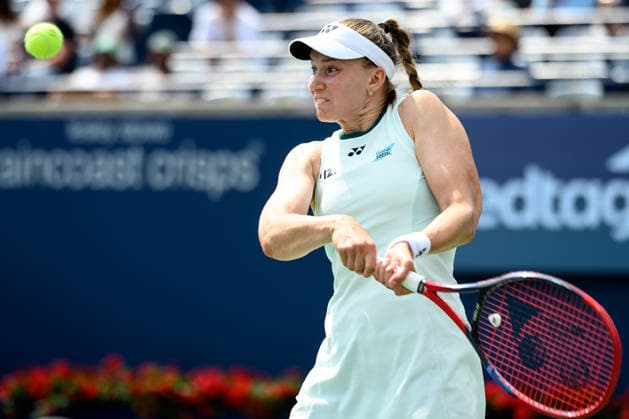 August 9, 2026, Toronto, Ontario, Canada: ELENA RYBAKINA of Kazakhstan returns the ball during her round-of-16 match against Liudmila Samsonova at the National Bank Open, part of the Hologic WTA, Tennis Damen Tour at Sobeys Stadium. Tennis 2026: WTA 1000 National Bank Open Presented By Rogers.  - ZUMAr228 20260809_znp_r228_013 Copyright: xVasiliyxRyabykhx