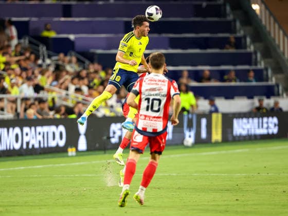 August 9, 2026: Nashville SC defender Dan Lovitz (2) heads the ball during a Leagues Cup match between Atletico de San Luis and Nashville SC at Geodis Park in Nashville, TN. CSM Nashville United States of America - ZUMAc04_ 20260809_zma_c04_106 Copyright: xStephenxFurstx