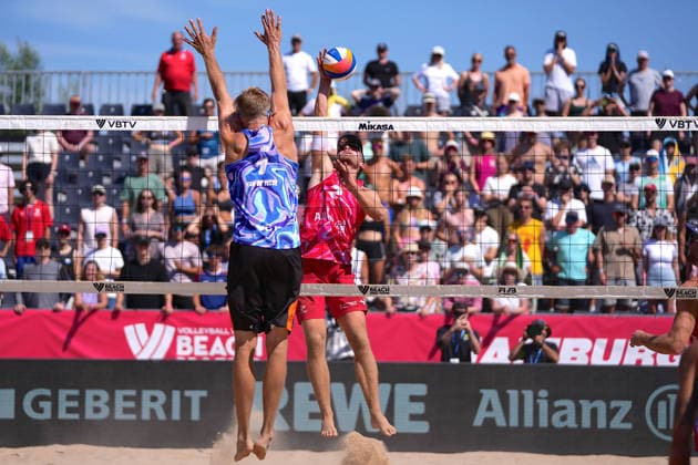 Christian Sorum ( NOR ) Steven van de Velde ( NED ) during the Beachvolleyball Elite 16 Tournament at Rennbahn Hamburg-Horn, Hamburg. Copyright: xJuliaxKneisslx xSPPx Sportspressphoto_SPR203664