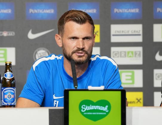 SOCCER - UEFA CL, Sturm vs Fenerbahce GRAZ,AUSTRIA,10.AUG.26 - SOCCER - UEFA Champions League, qualification, Sturm Graz vs Fenerbahce Istanbul, preview, press conference, PK, Pressekonferenz Sturm. Image shows head coach Fabio Ingolitsch (Sturm).  GEPAxpictures xMichaelxRiedler