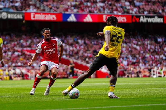 Ethan Nwaneri (FC Arsenal, 22), Joane Gadou (Borussia Dortmund, 22) ENG, FC Arsenal vs. Borussia Dortmund, Fußball, Emirates Cup 2026, Saison 2026 2027, 09.08.2026 ENG, FC Arsenal vs. Borussia Dortmund, Fußball, Testspiel, Saison 2026 2027, 09.08.2026 London Copyright: xEibner-Pressefoto MarcelxvonxFehrnx EP_MFN_P