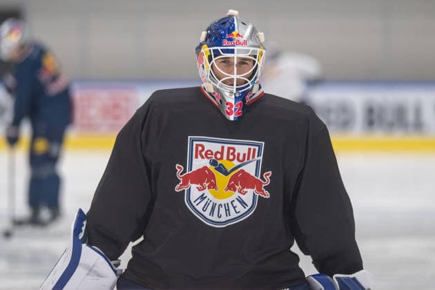 Matthias Bittner 32 (EHC Red Bull Muenchen), EHC Red Bull Muenchen Pressetrainning, 10.08.2026 Muenchen Bayern Deutschland