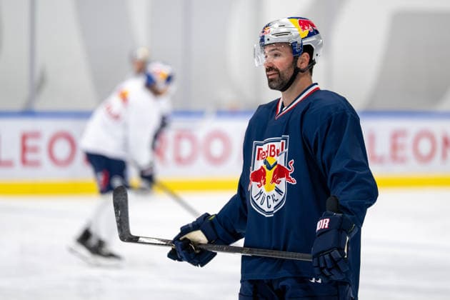 Ryan Murphy 24 (EHC Red Bull Muenchen), EHC Red Bull Muenchen Pressetrainning, 10.08.2026 Muenchen Bayern Deutschland