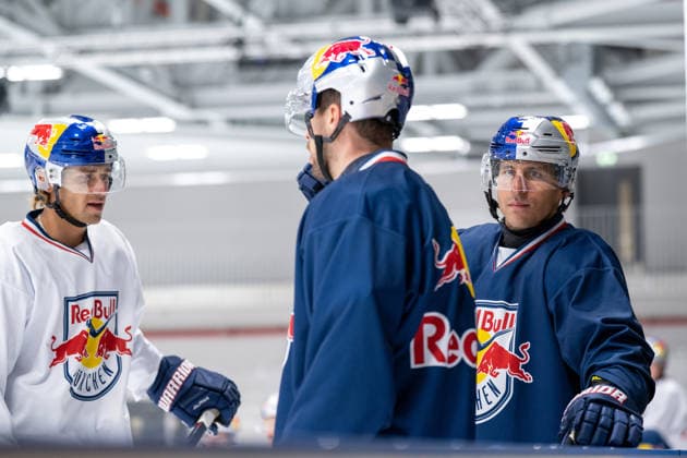 Yasin Ehlitz 42 (EHC Red Bull Muenchen), EHC Red Bull Muenchen Pressetrainning, 10.08.2026 Muenchen Bayern Deutschland