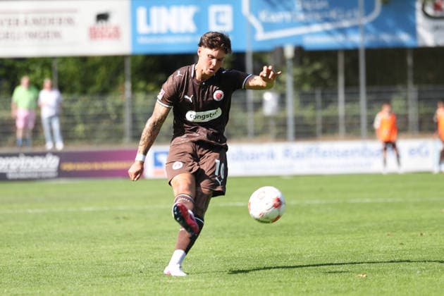 Fußball I Herren I Saison 2026 2027 I Regionalliga Nord I 2.Spieltag I FC St.Pauli II - Bremer SV I 09.08.2026 Noah Gumpert (10, FC St.Pauli II) Copyright: xLobeca RalfxHomburgx