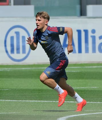 10.08.2026, FC Bayern Training , Saebenerstrasse Muenchen, Fussball, im Bild: Lennart Karl (FC Bayern Muenchen) sprintet