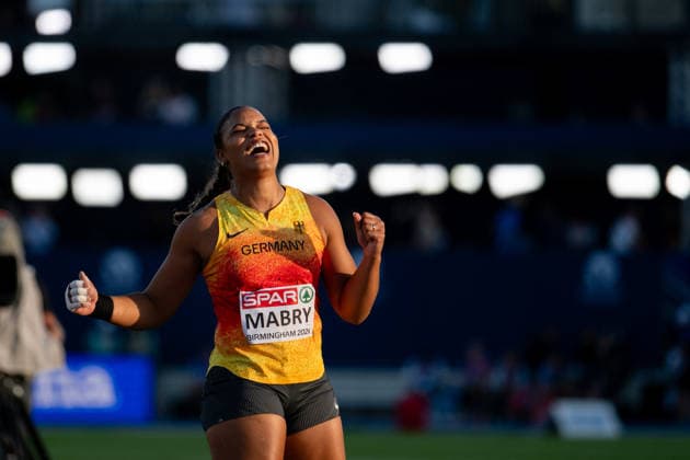 10.08.2026, GBR, Leichtathletik, Europameisterschaft 2026, Abendsession Tag 1, Birmingham Yemisi Mabry ( Deutschland ) jubelt über einen guten Wurf, Kugelstoßen Damen, Finale, Birmingham Alexander Stadium England Großbritannien Copyright: xNordphoto Memmlerx