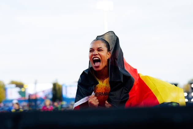 European Athletics Championships; Birmingham, 10.08.2026 Yemisi Mabry celebrates with the German flag at the European Athletics Championships in Birmingham on August 10, 2026. Copyright: xBEAUTIFULxSPORTS Flatemerschx