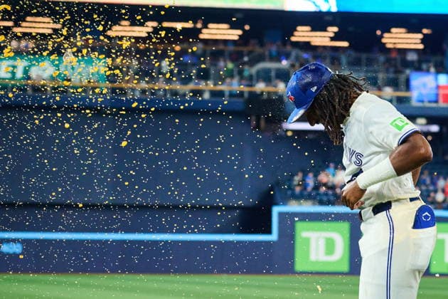 August 10, 2026, Toronto, On, Canada: Toronto Blue Jays Charles McAdoo (26) reacts as he is doused with a sports drink after the Toronto Blue jays defeated the Boston Red Sox in MLB, Baseball Herren, USA baseball action in Toronto, on Monday, Aug. 10, 2026. Canada News - August 10, 2026 - ZUMAc35_ 20260810_zaf_c35_110 Copyright: xSammyxKoganx