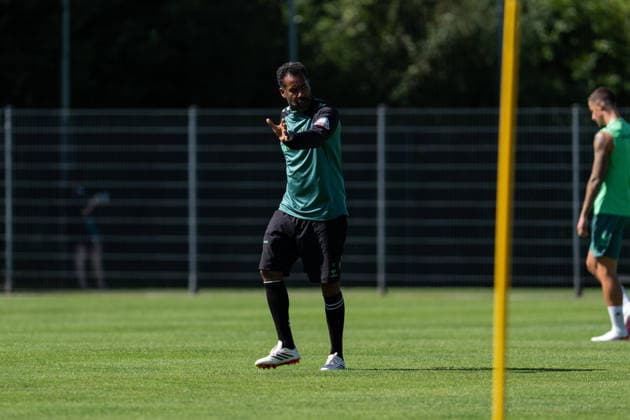 11.08.2026, GER Deutschland, Fussball, Saison 2026 2027, Trainingslager Werder Bremen, Tag 2. des Trainingslagers von SV Werder Bremen in Harsewinkel-Marienfeld Daniel Thioune (Chef-Trainer, SV Werder Bremen) Harsewinkel-Marienfeld Hotel-Residence Klosterpforte Nordrhein-Westfalen (NRW) Deutschland Copyright: xnordphotoxGmbHx xChristianxSchulzex