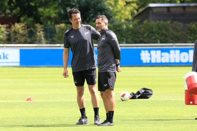 11.08.2026, DEU GER, Fussball , 2.Fussballbundesliga, Saison 2026 2027), Sportforum, Hertha BSC, Training Cheftrainer Stefan Leitl (Hertha BSC Berlin), Konditionstrainer Hendrik Kuchno (Hertha BSC Berlin) 2. Liga: DFB DFL regulations prohibit any use of photographs as image sequences and or quasi-video) Berlin Sportforum Berlin Deutschland Copyright: xNordphotox xEnglerx