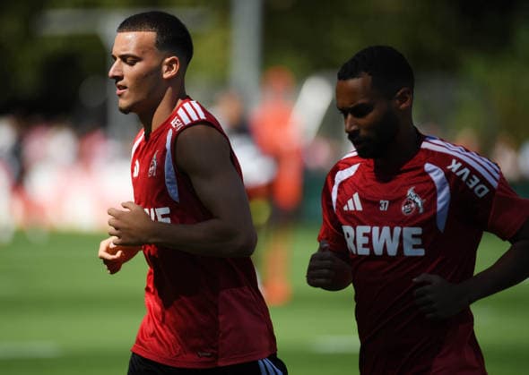 11.08.2026, xophax, Fussball 1.Bundesliga, 1.FC Koeln Training am Geissbockheim des 1.FC Köln. Platz 1. Said El Mala , links und Linton Maina , rechts ( beide 1.FC Köln ) Köln