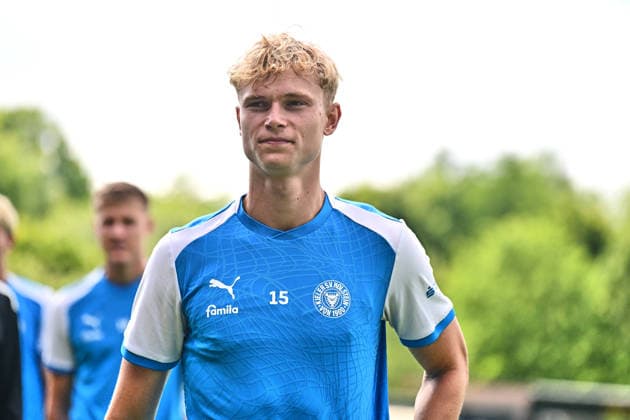 11.08.2026, Fußball, Herren, 2.BL, Saison 2026 2027, Training Holstein Kiel Kasper Davidsen Kiel, Projensdorf Projensdorf, Trainigsplatz Schleswig-Holstein Deutschland
