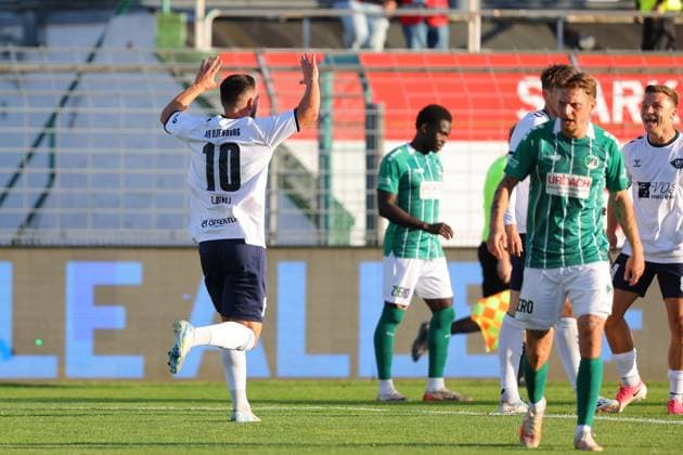 11.08.26, GER, Regionalliga Nord, Fussball, 1. Spieltag, Saison 2026 2027, Dietmar-Scholze-Stadion an der Lohmuehle, VfB Lübeck vs VfB Oldenburg Torjubel Jubel. Torschütze Torschuetze Leon Demaj (VfB Oldenburg 10) jubelt ueber das Tor zum 0:1 Foto nordphoto GmbH Tauchnitz Luebeck Dietmar-Scholze-Stadion an der Lohmuehle SH Germany Copyright: xnordphotoxGmbHx xTauchnitzx
